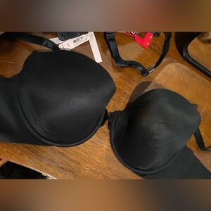 Victoria’s Secret V Bra NWT